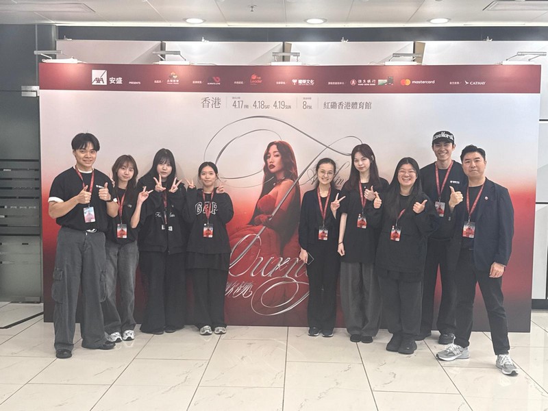 BAGE｜Intern at A-Lin's concert at the Hong Kong Coliseum
